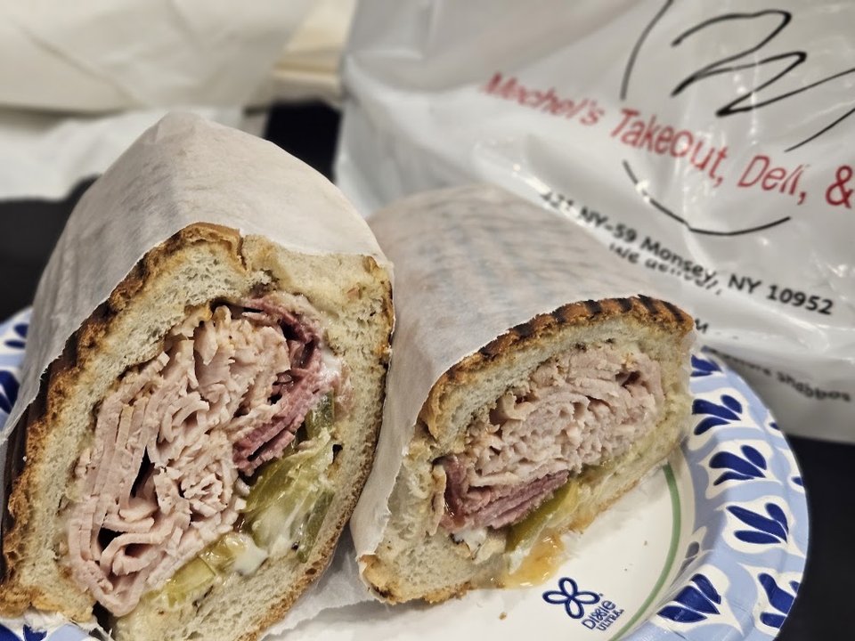 Lunch Schnitzel Pastrami Sandwich
